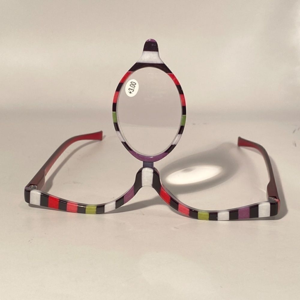 0994 Makeup Cosmetic 3.00 Flip Magnifying Glasses For Precision Application N… - Picture 3 of 5